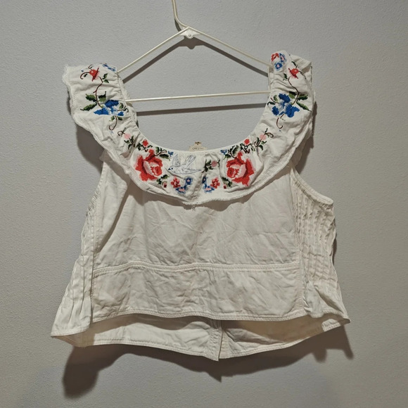 Pilcro Embellished Ruffle Collar Top 3X White Embroidery Rose Bird Cropped - Picture 4 of 8